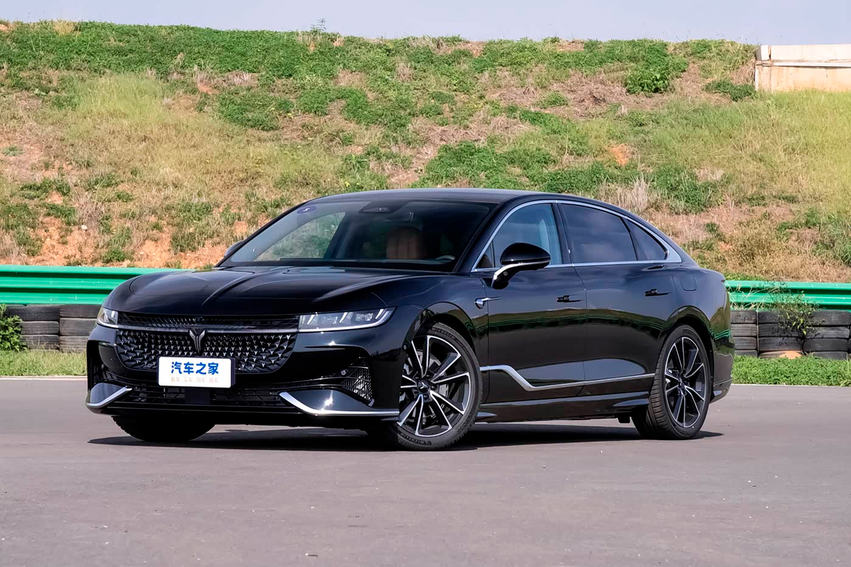 Voyah Passion Flagship AWD EU