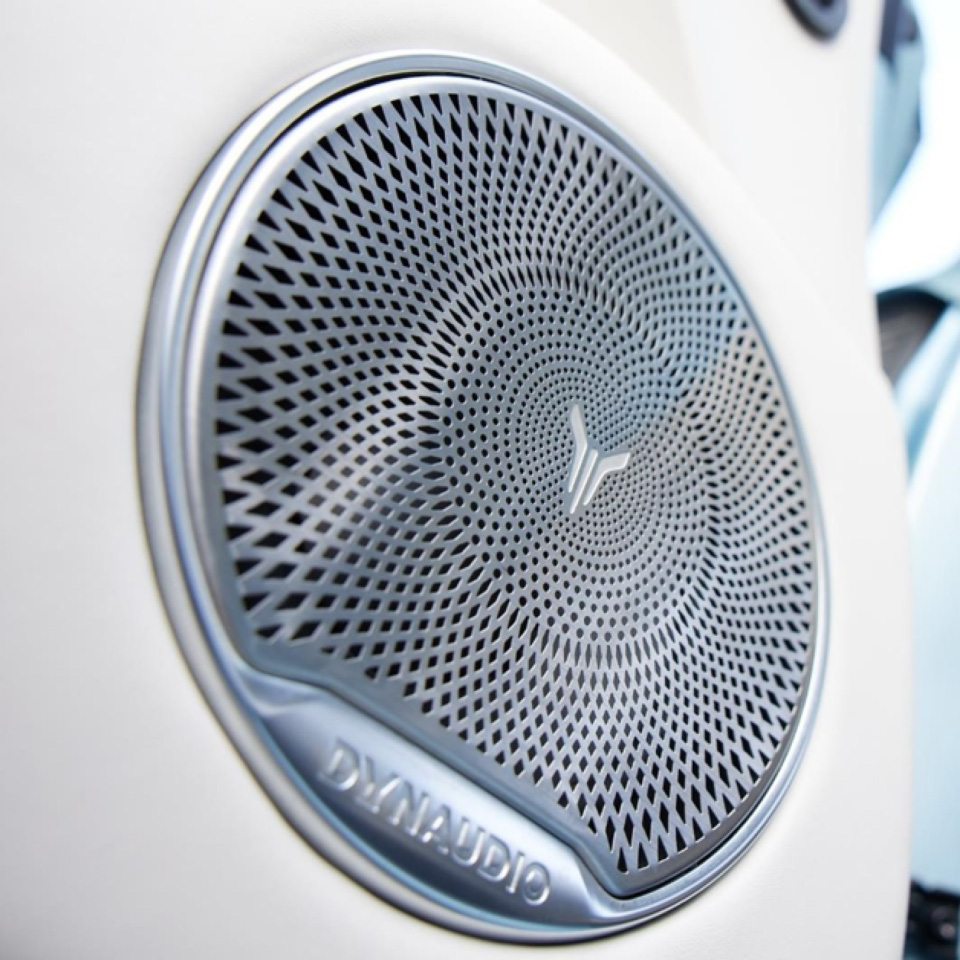 Аудіосистема Pantheon Danner з високоякісним Hi-Fi звучанням